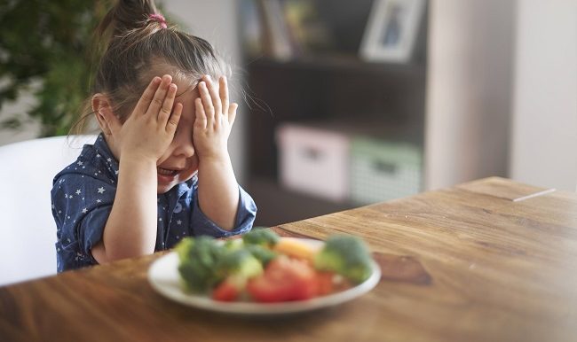 enfant qui refuse de manger