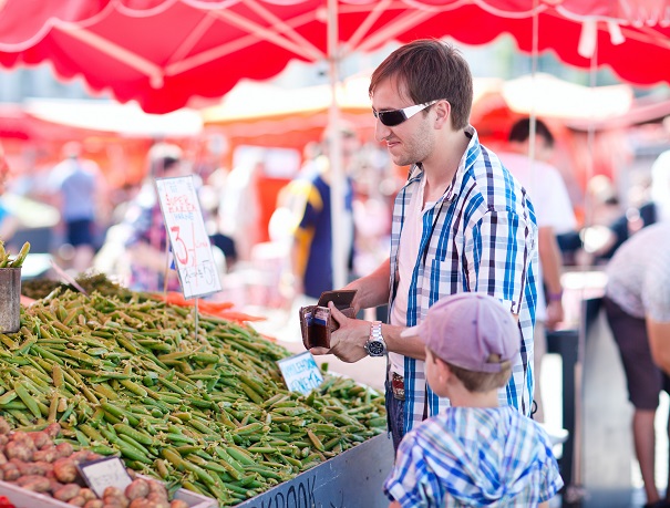 9 bons trucs pour faire l’épicerie avec les enfants (sans perdre la tête!)
