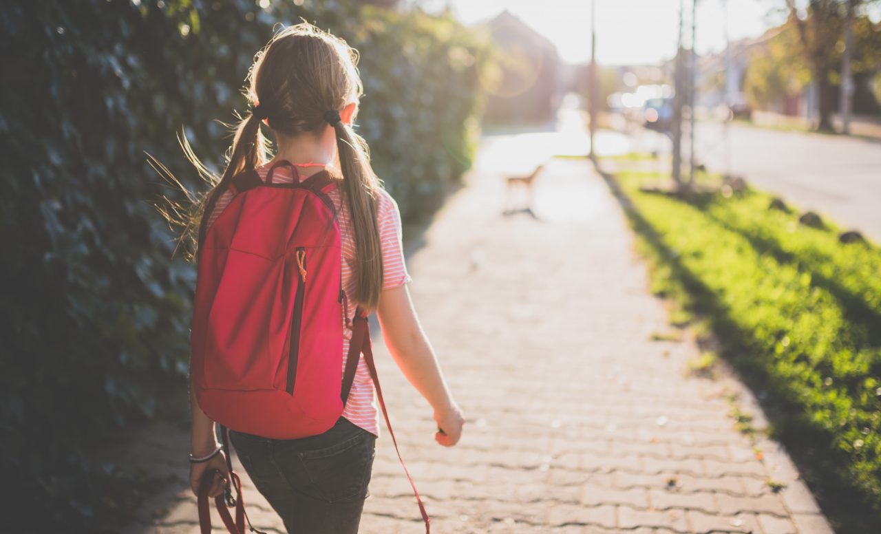 6 étapes pour préparer mon enfant à se promener seul dans le quartier
