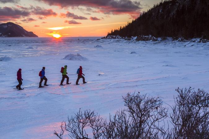 8 beaux sentiers de raquette à essayer cet hiver