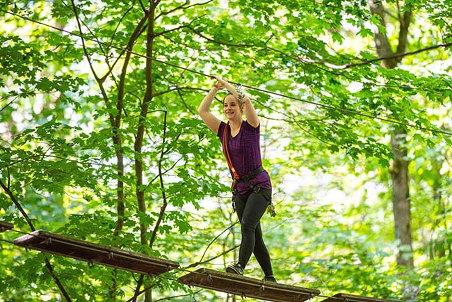 8 sentiers d’hébertisme à parcourir au Québec