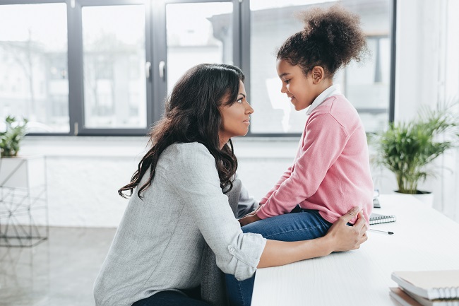 Virus et maladie: 7 pistes pour en parler avec les enfants