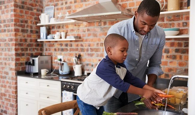 comment-etre-bon-modele-alimentaire-pour-son-enfant