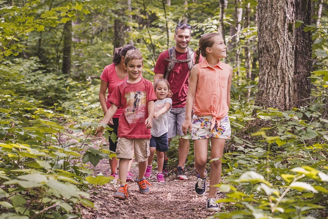 Randonnée en famille©Étienne Boisvert
