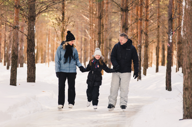 Famille en patin