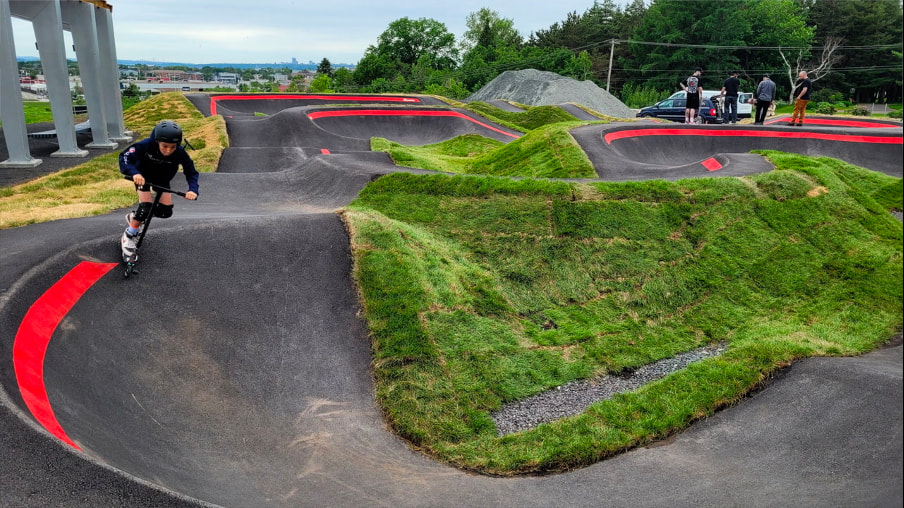 Skatepark à Lévis : la Pumptrack UMANO
