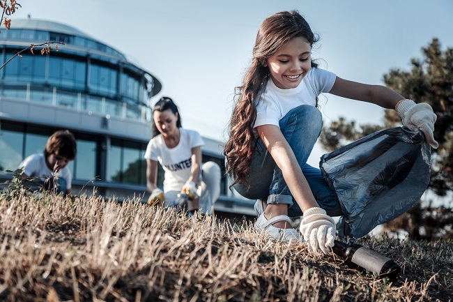 Enfants et environnement: comment les sensibiliser aux gestes écologiques?